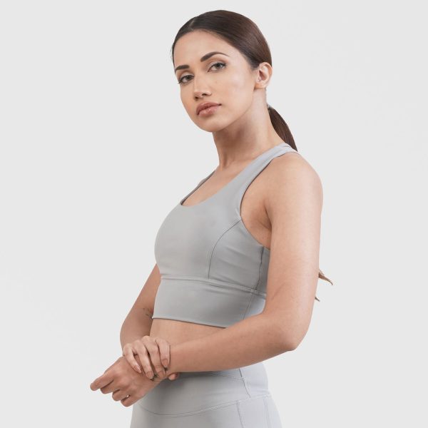 Master Your Flow with the Right Yoga Bra Support - Image 2