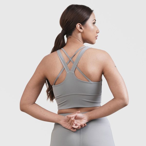 Master Your Flow with the Right Yoga Bra Support - Image 3
